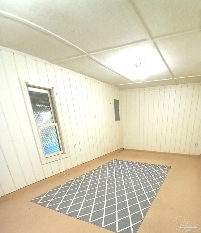 Building Photo - 4 Marine Dr