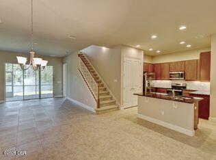 Building Photo - 802 Aldenham Ln
