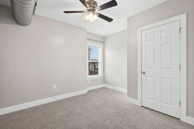 Building Photo - 1651 N Pearl St