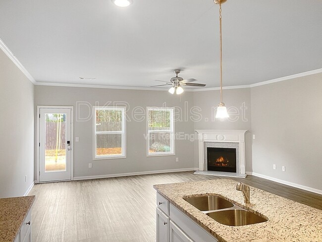 Building Photo - 5108 Fox Den Rd