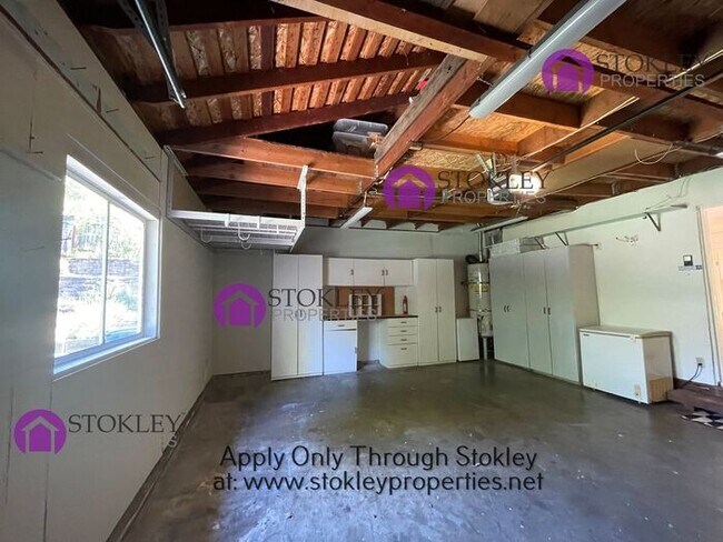 Building Photo - 149 Alegra Ln