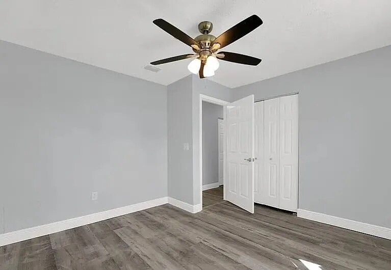 Building Photo - 104 Oleander Cir