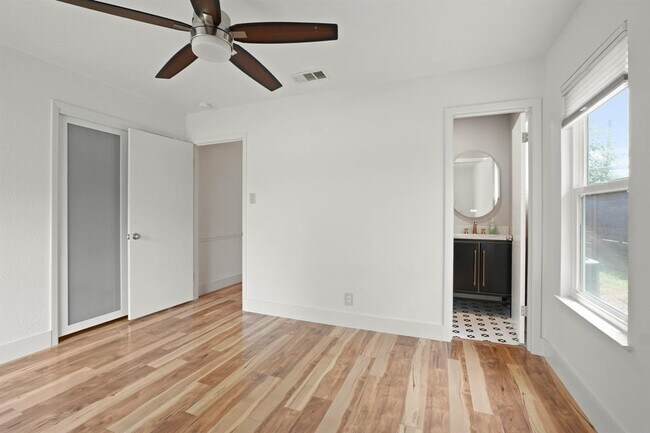 Building Photo - 8507 Spearman Dr