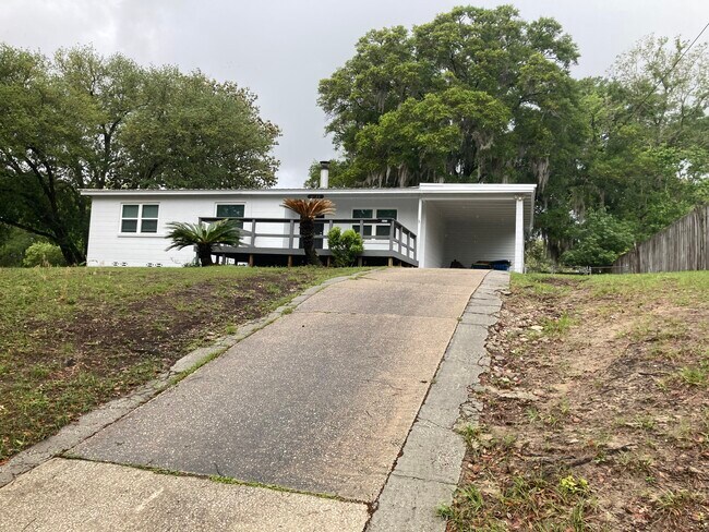 Building Photo - 6923 Gaillardia Rd S