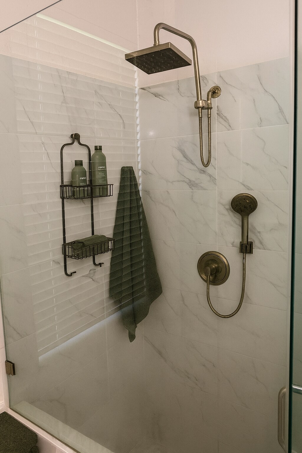 master bath standing shower - 871 Cool Springs Cir