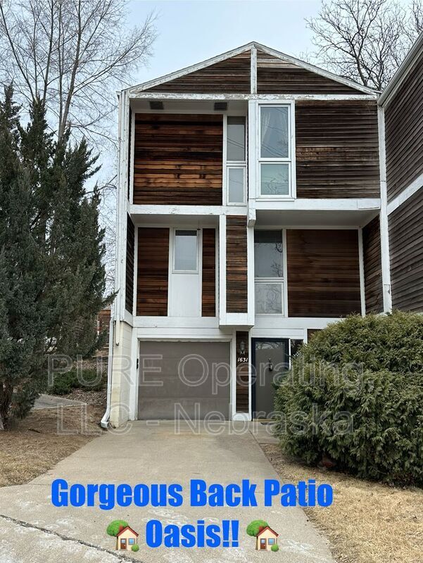 Primary Photo - 1631 N 109th Plz