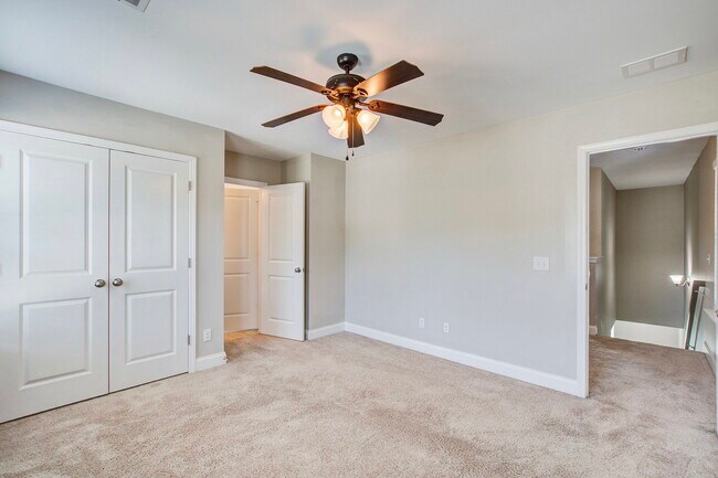 Building Photo - 135 Fulmar Pl