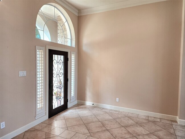 Building Photo - 14214 Altair Dr