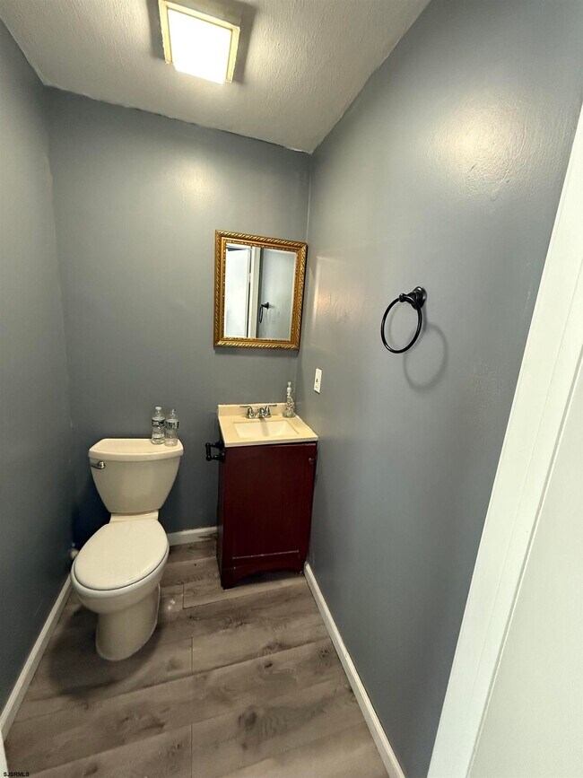 Building Photo - 134 Marin Dr