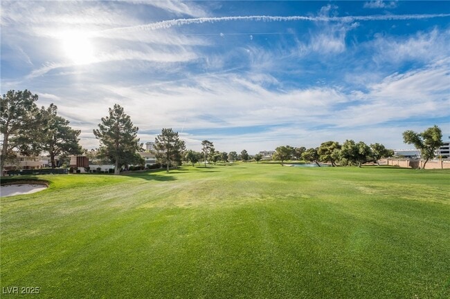 Building Photo - 3024 Bel Air Dr