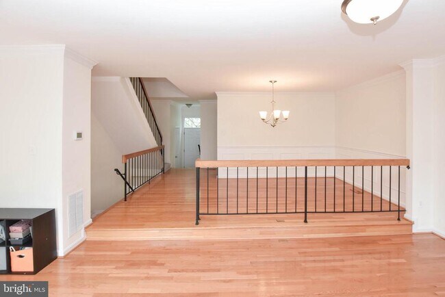 Building Photo - 5843 Wye Oak Commons Ct