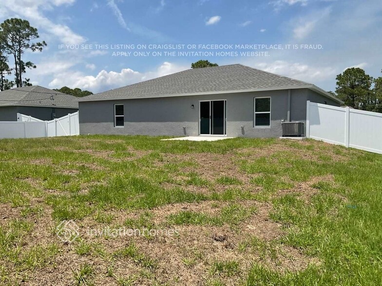 Building Photo - 228 Galicia St SW