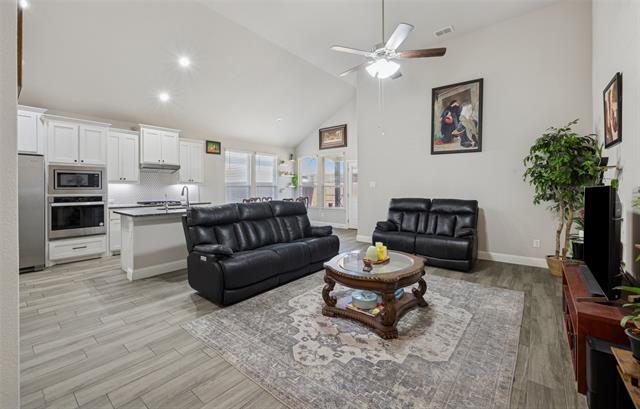 Building Photo - 11500 Royston St