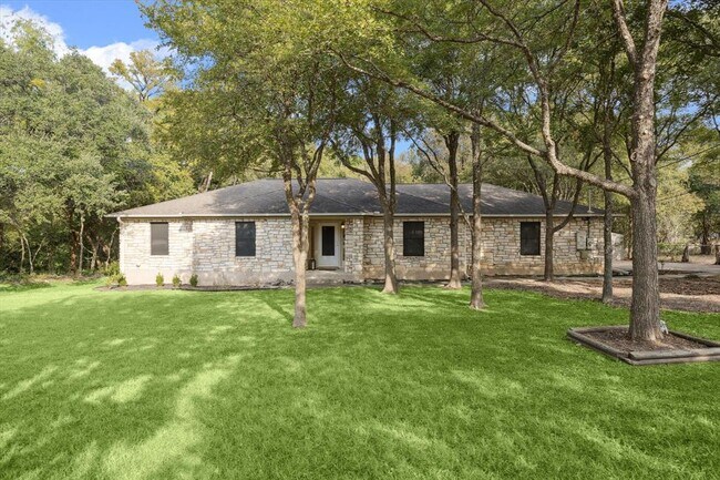 Primary Photo - 10319 Old Manchaca Rd