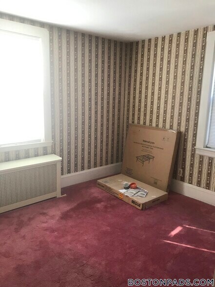 Building Photo - 20R Winship St