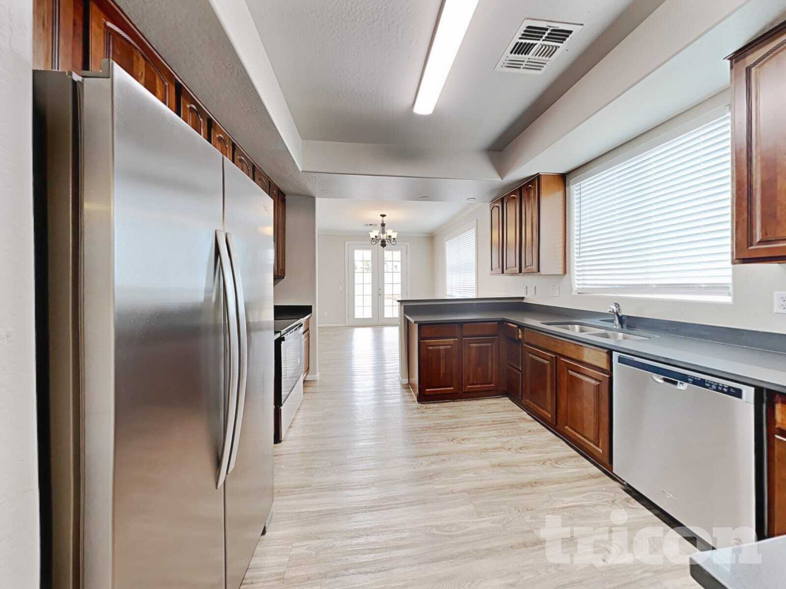 Building Photo - 3227 W White Canyon Rd