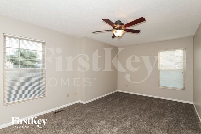 Building Photo - 4916 Rialto Ridge Dr