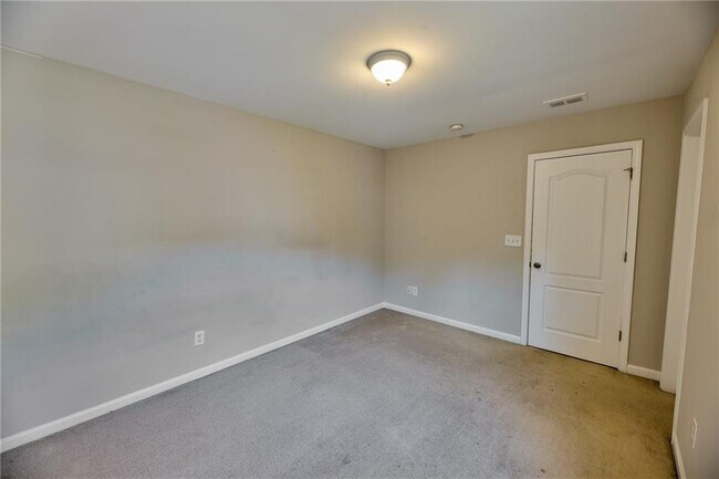 Building Photo - 5930 Falls Landing Dr