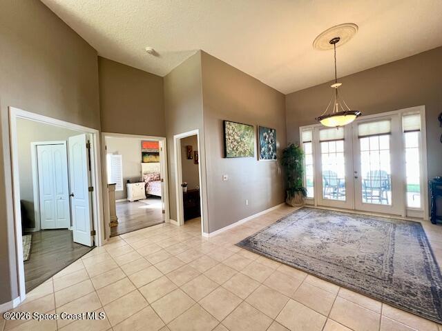 Building Photo - 331 Castlewood Ln