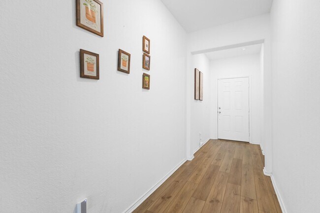 Building Photo - 149 River Rise Rd