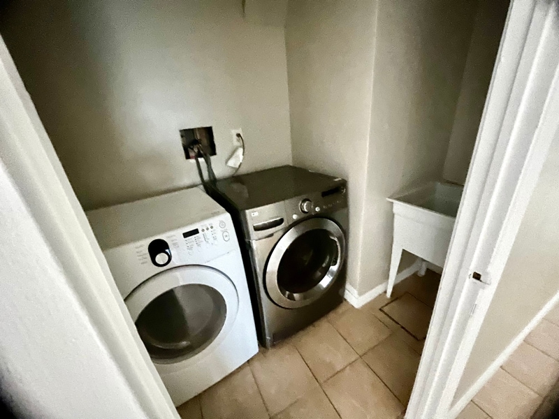 Building Photo - 14 Highland Rd