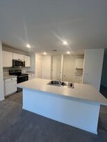 Building Photo - 27 Wood Cedar Dr