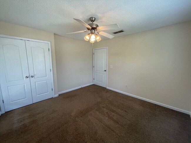 Building Photo - 5 BEDROOM PLUS BONUS ROOM PRE-LEASING FOR AUGUST 2026!