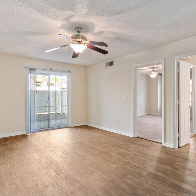 Pepperstone 2021 Pepperstone Pl Greensboro NC 27406 Apartment Finder