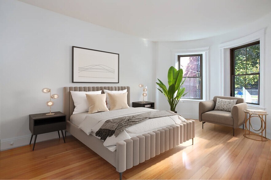 Building Photo - 1805 Beacon St