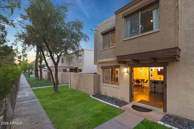 Building Photo - 4240 N 81st St