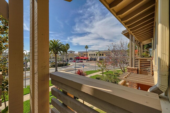 Building Photo - 2 Bed | 2 Bath | 1,293 Sq Ft
