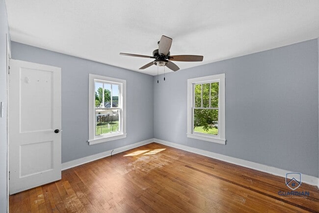 Building Photo - 3 bd 1 ba
