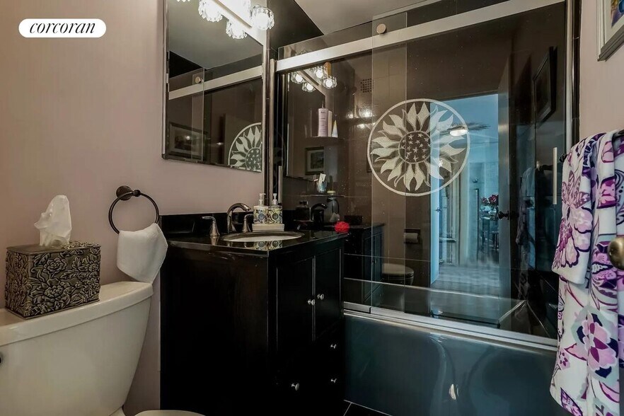 Building Photo - 4455-4465 Douglas Ave