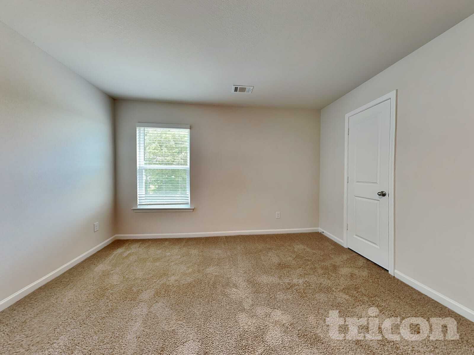 Building Photo - 1392 Deutz Dr