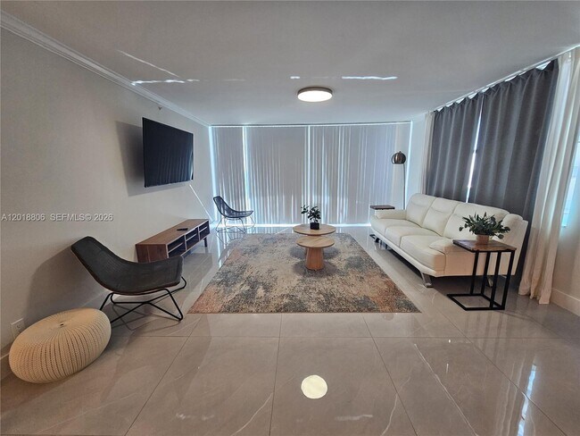 Building Photo - 2501 S Ocean Dr
