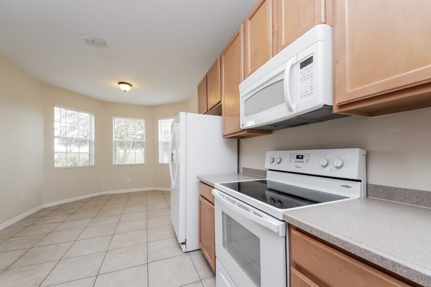Building Photo - 5516 Cape Hatteras Dr