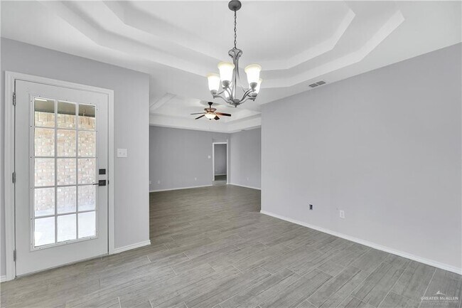 Building Photo - 1812 Pike Ave