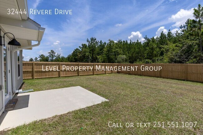 Building Photo - 32444 Revere Dr