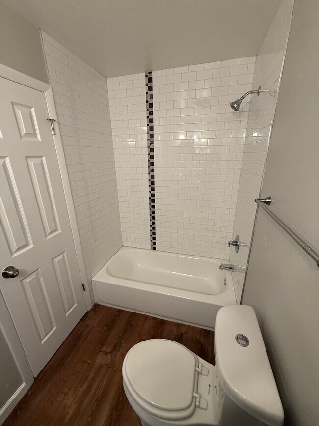 Building Photo - 14086 E 22nd Pl