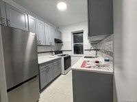 Building Photo - 836 Edison Ave