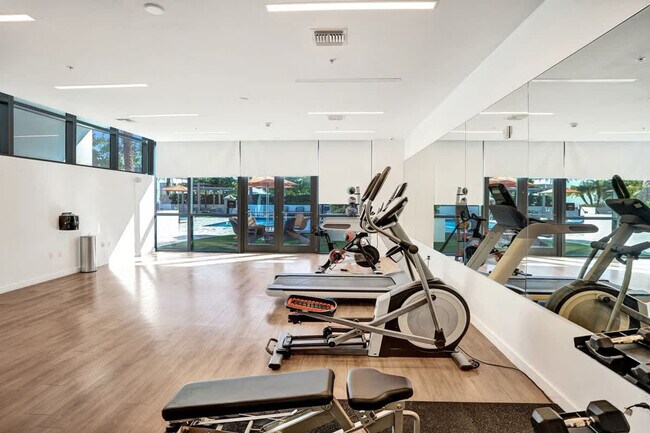 Building Photo - 1220 17th St