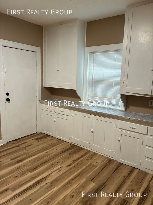 Building Photo - 1515 Wyoming St