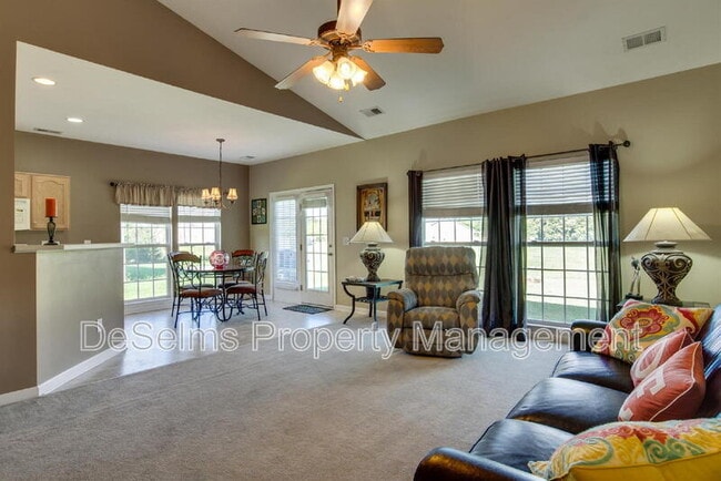 Building Photo - 2007 McCrory Pl