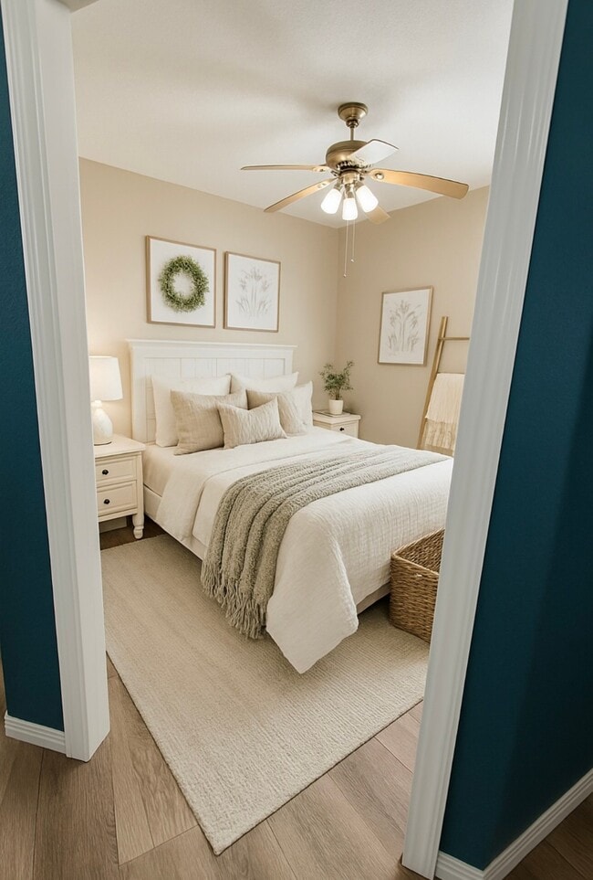 Building Photo - 502 W Lang St