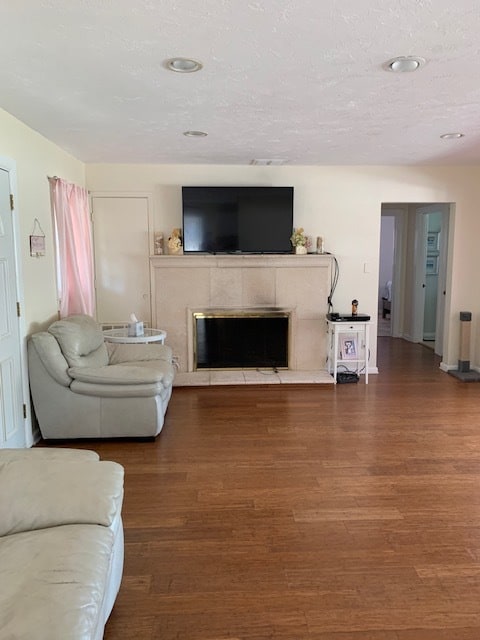 Building Photo - 7353 Phillips St