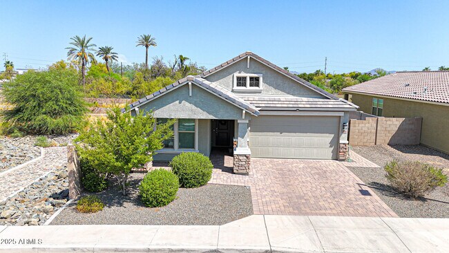 Building Photo - 2306 E Branham Ln