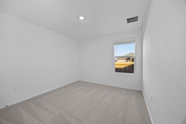 Building Photo - 209 Donnington Dr