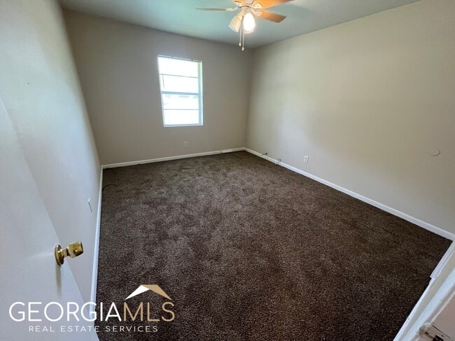 Building Photo - 4057 Elizabeth Park Ct