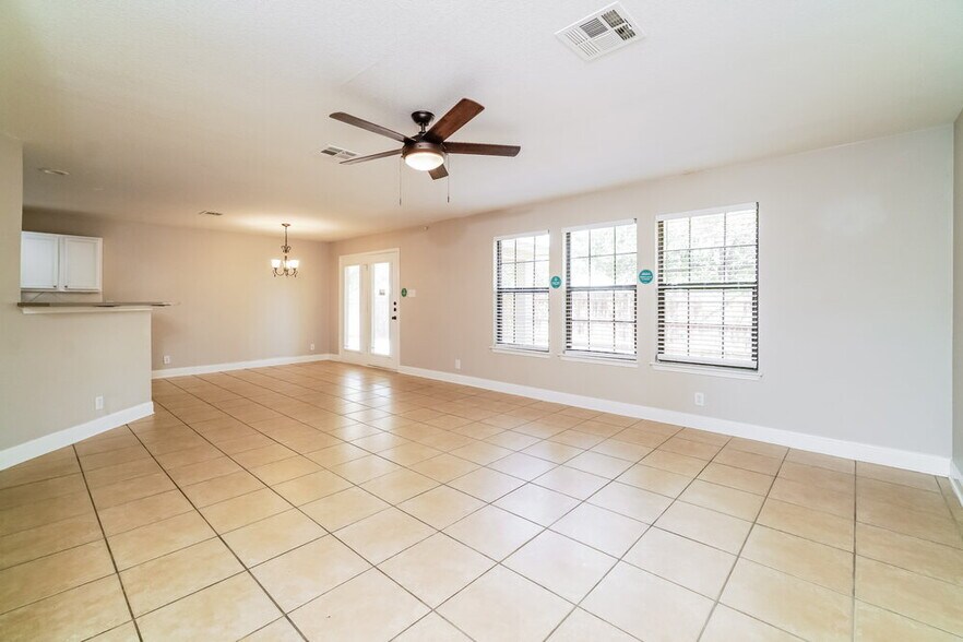 Building Photo - 101 Cermeno Cove