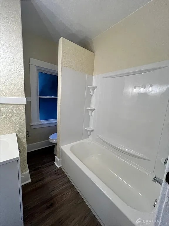 Building Photo - 3234 Oakridge Dr